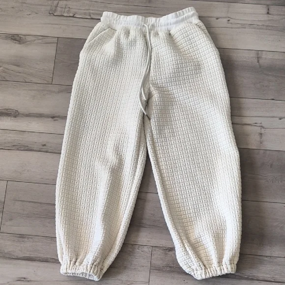 Entro Cream Textured Sweat Pants - Picture 1 of 7